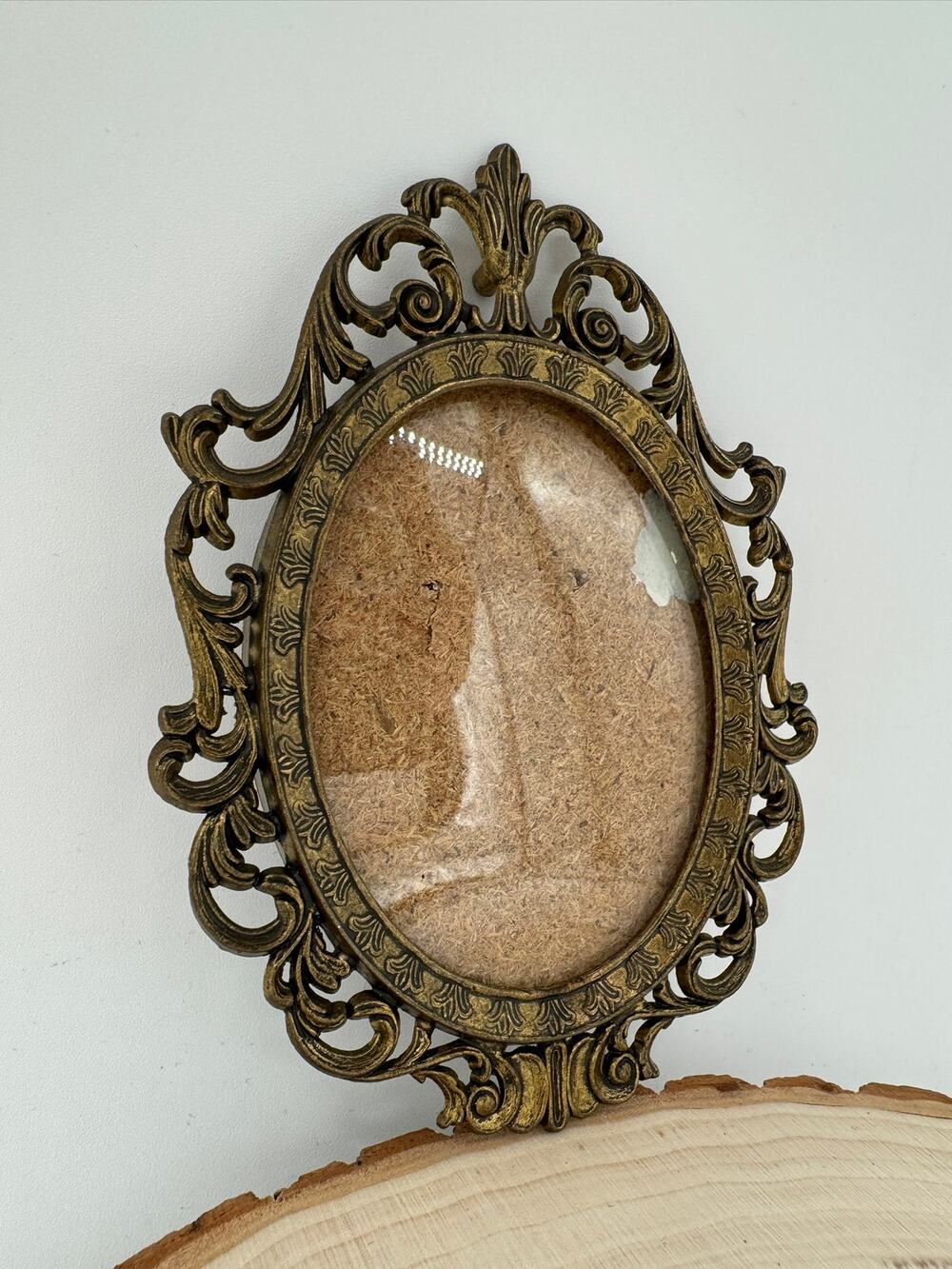 Vintage Italian Brass Oval Picture Frame Convex Bubble Glass Ornate 5.25" Italy